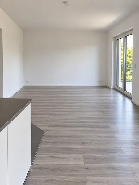 Erstbezug: hochwertige 2-Zimmer-Wohnung mit kompletter Einbauküche und Balkon — photo 1